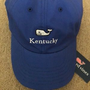 NWT Vineyard Vines Kentucky Hat